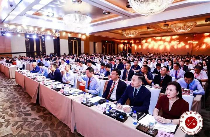 楷林物業(yè)榮膺“2019中國(guó)物業(yè)服務(wù)百?gòu)?qiáng)企業(yè)32名”